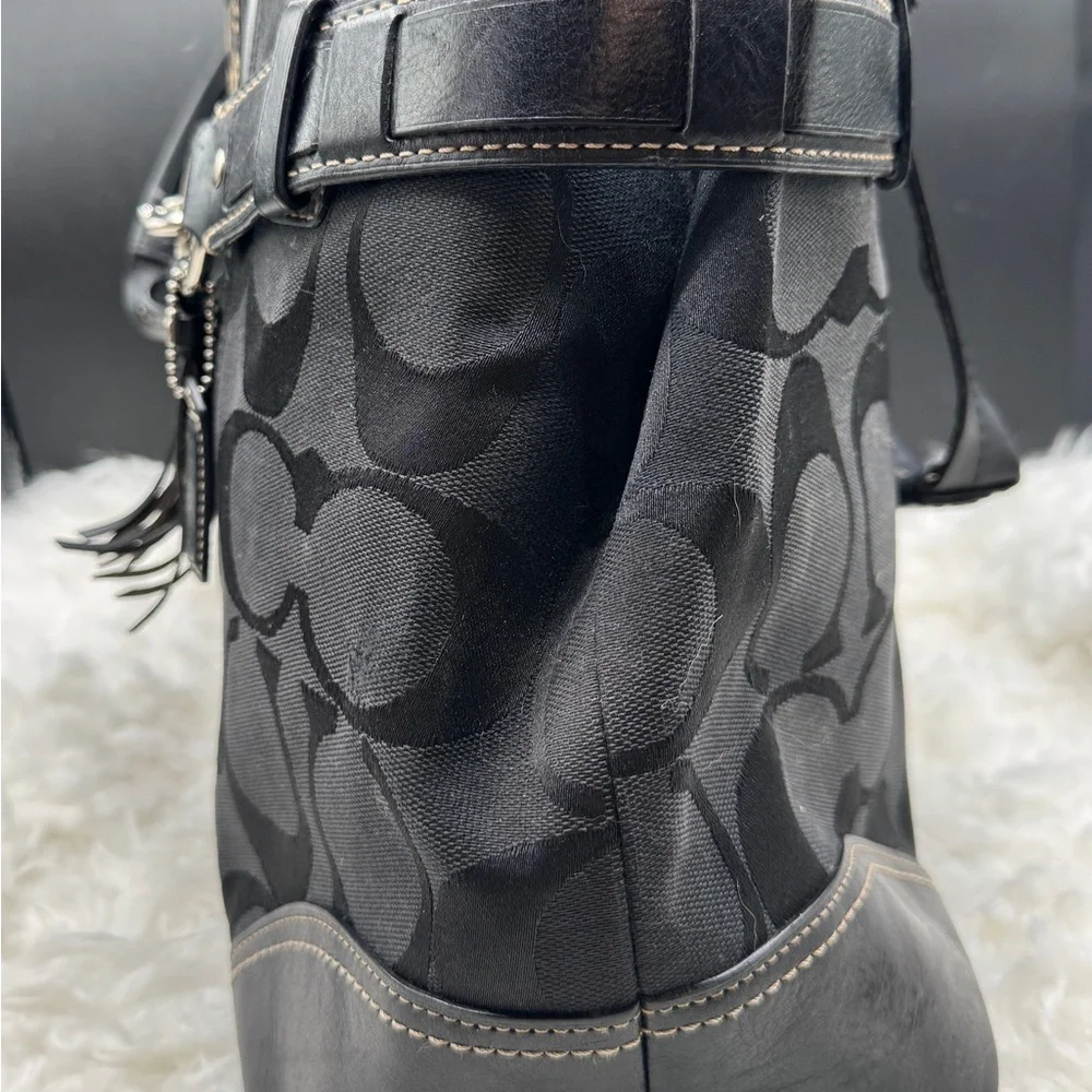 Coach Handbag - Picture 3 of 11